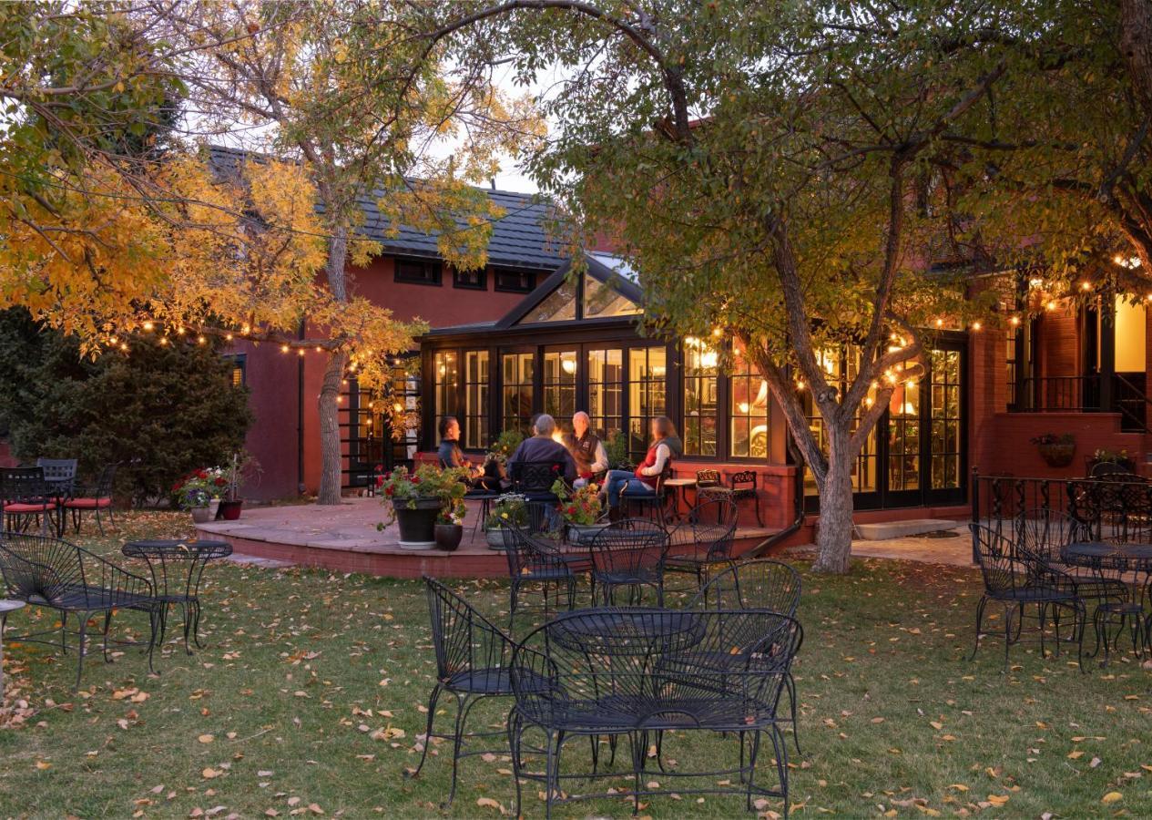 Chamberlin Inn Cody Esterno foto
