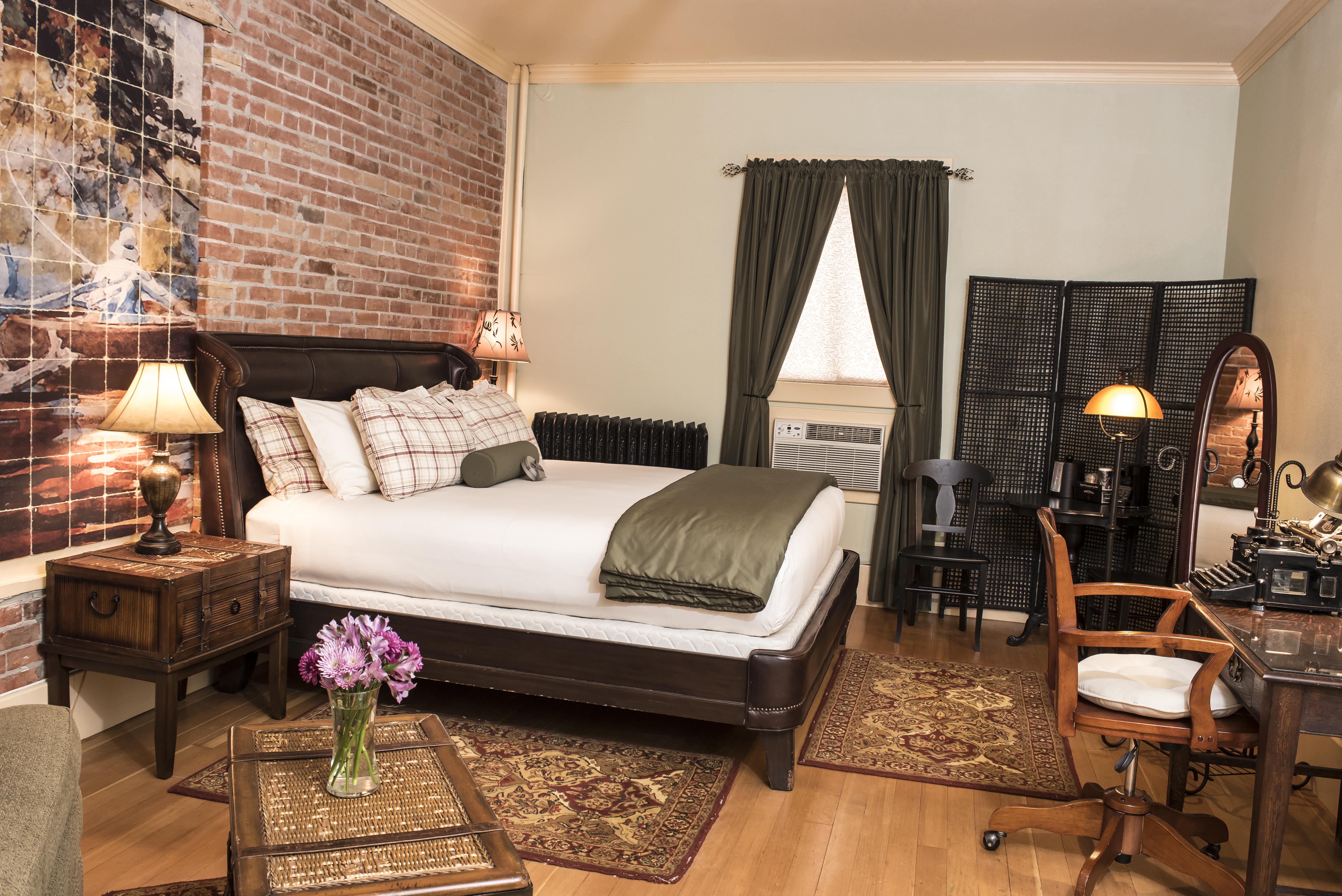 Chamberlin Inn Cody Esterno foto